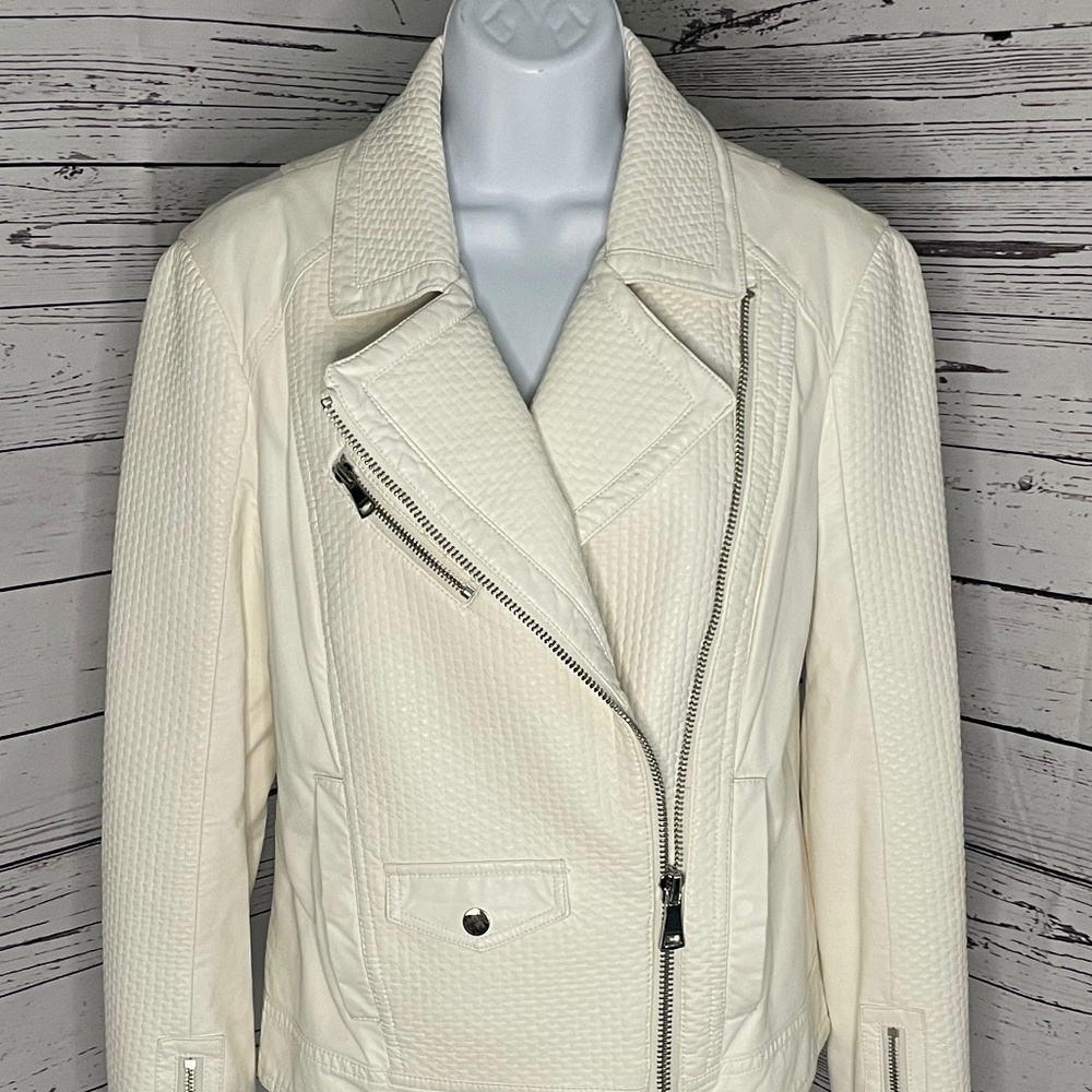 Ladies leatherette Jacket